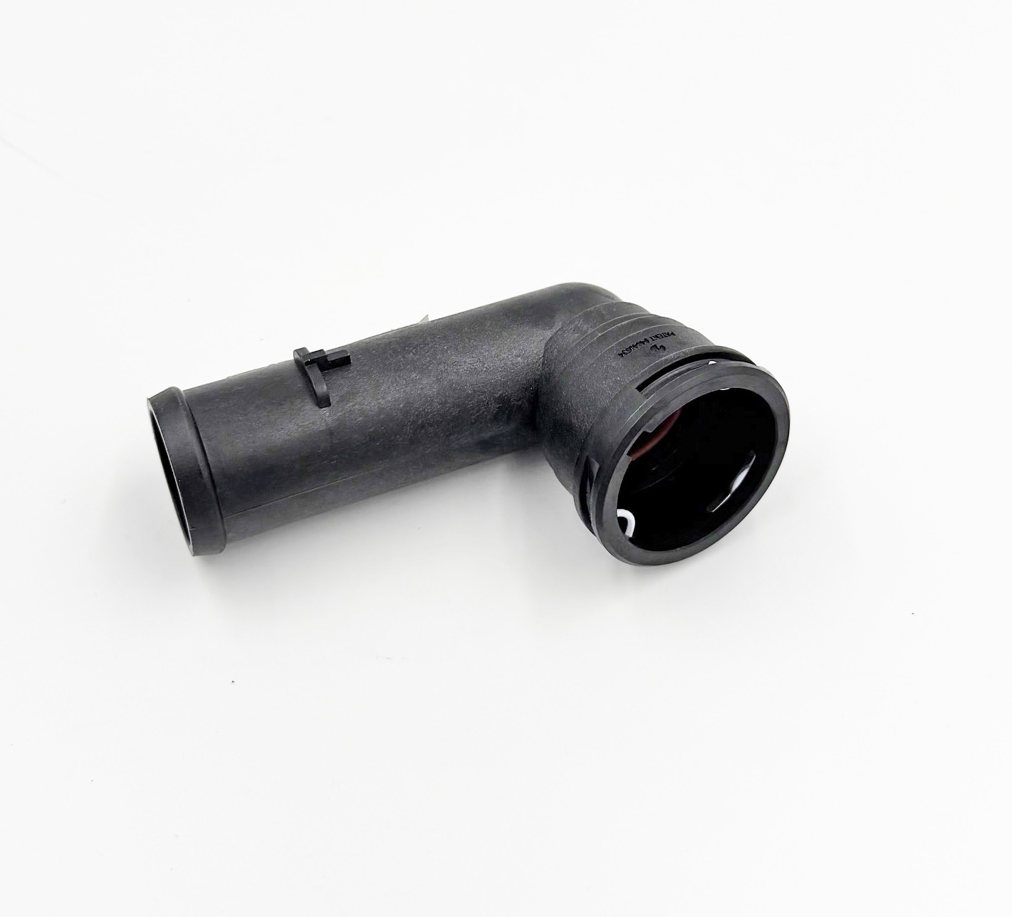 G8 / SS Radiator Lower 90 Degree Elbow